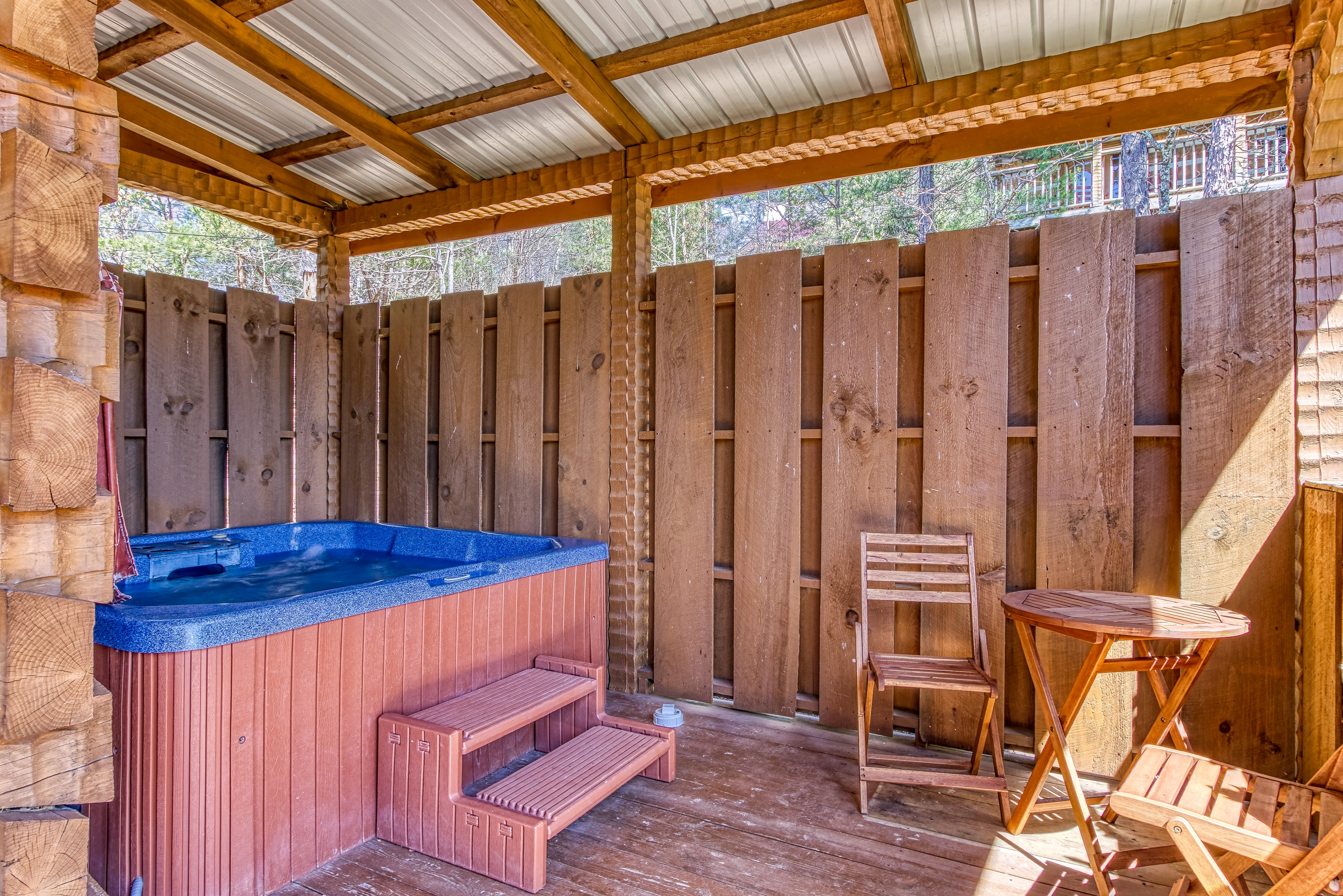 Hot Tub & Barrel Sauna